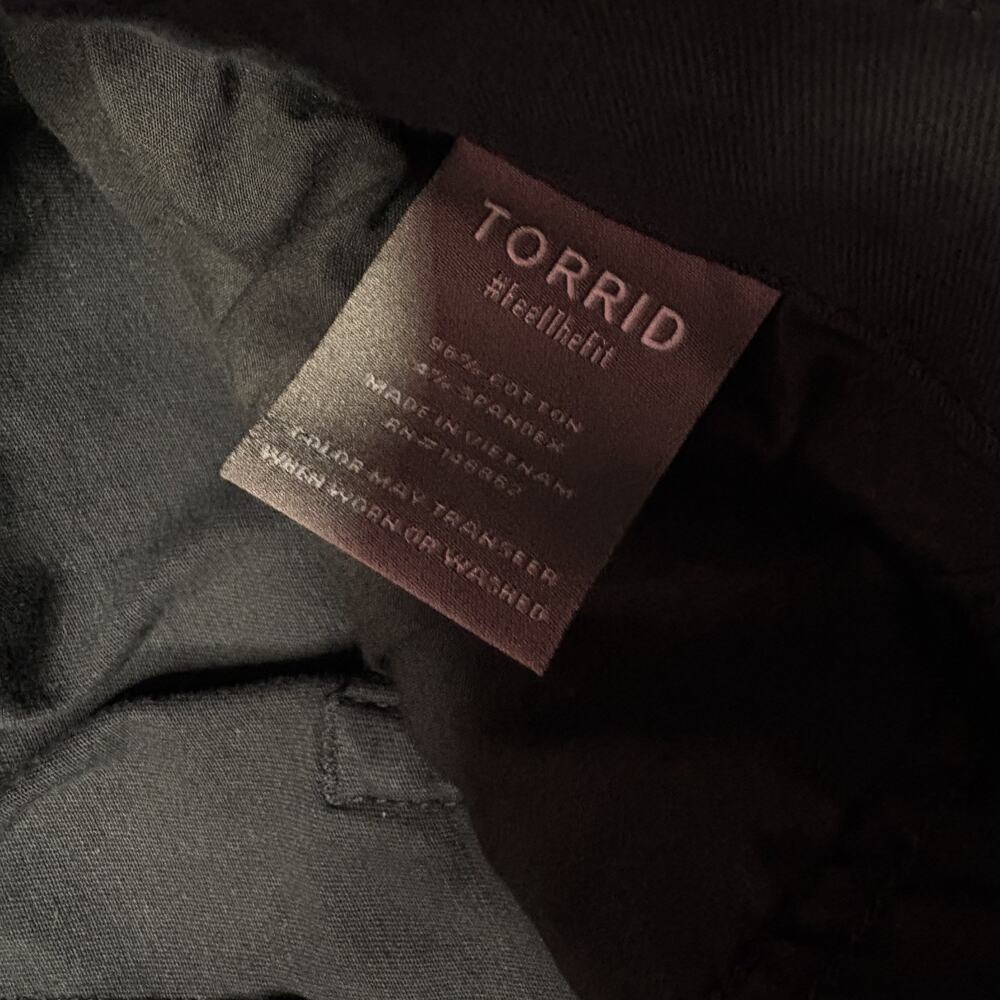 Torrid Weekend Wide Leg Crop Pants Womens Size 1 Black Pull On Plus - Picture 12 of 16